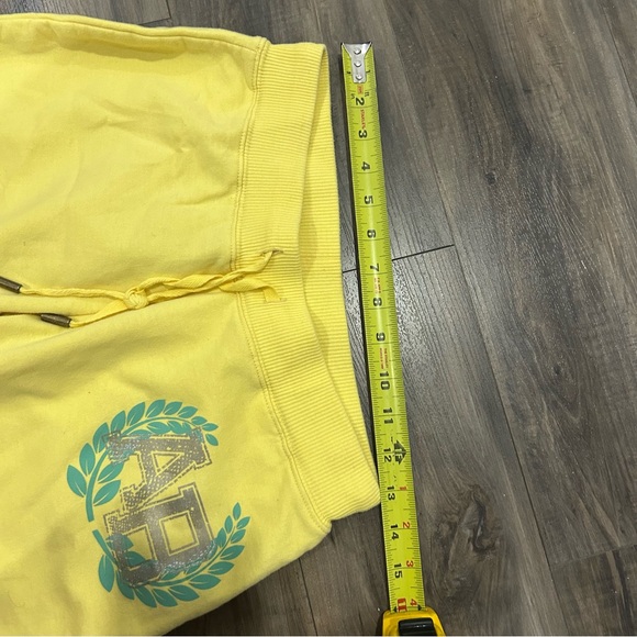 Apple Bottoms Capri Pants - Picture 5 of 6